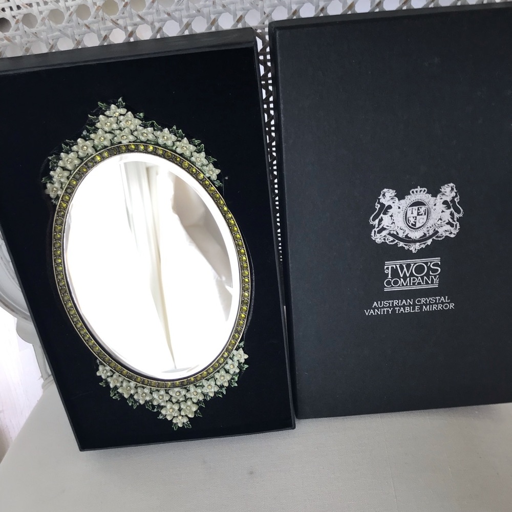 NIB Rare Two’sCompany Austrian Crystal Tray